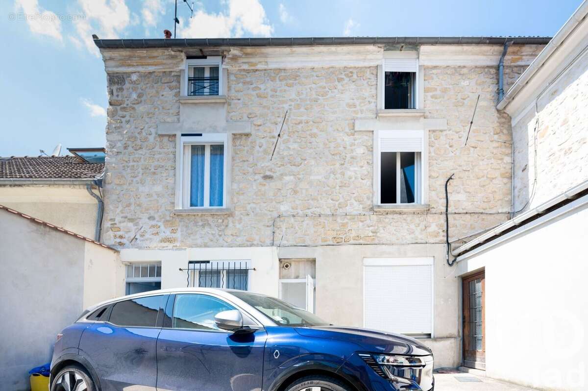 Photo 9 - Appartement à PIERRELAYE