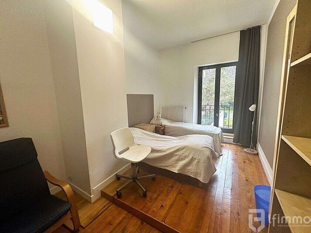 Maison à AYGUEMORTE-LES-GRAVES