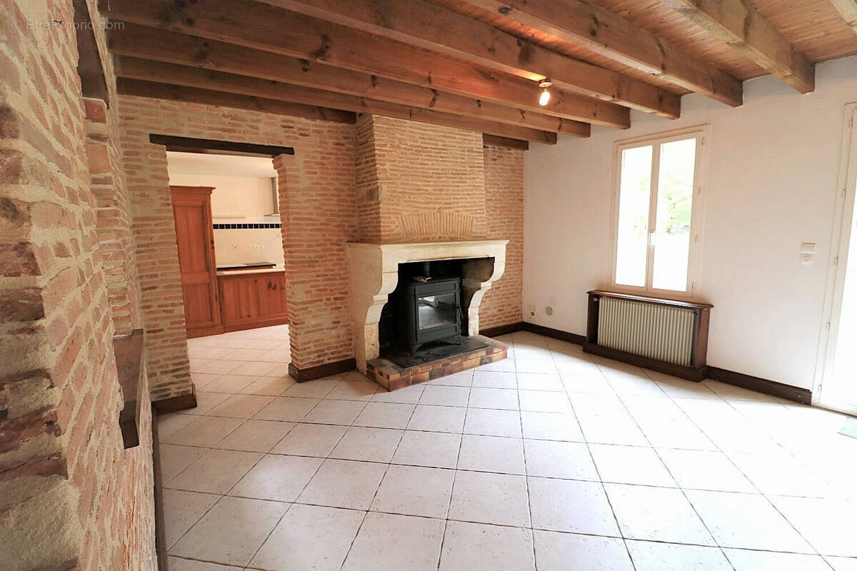 Maison à LOUCHATS