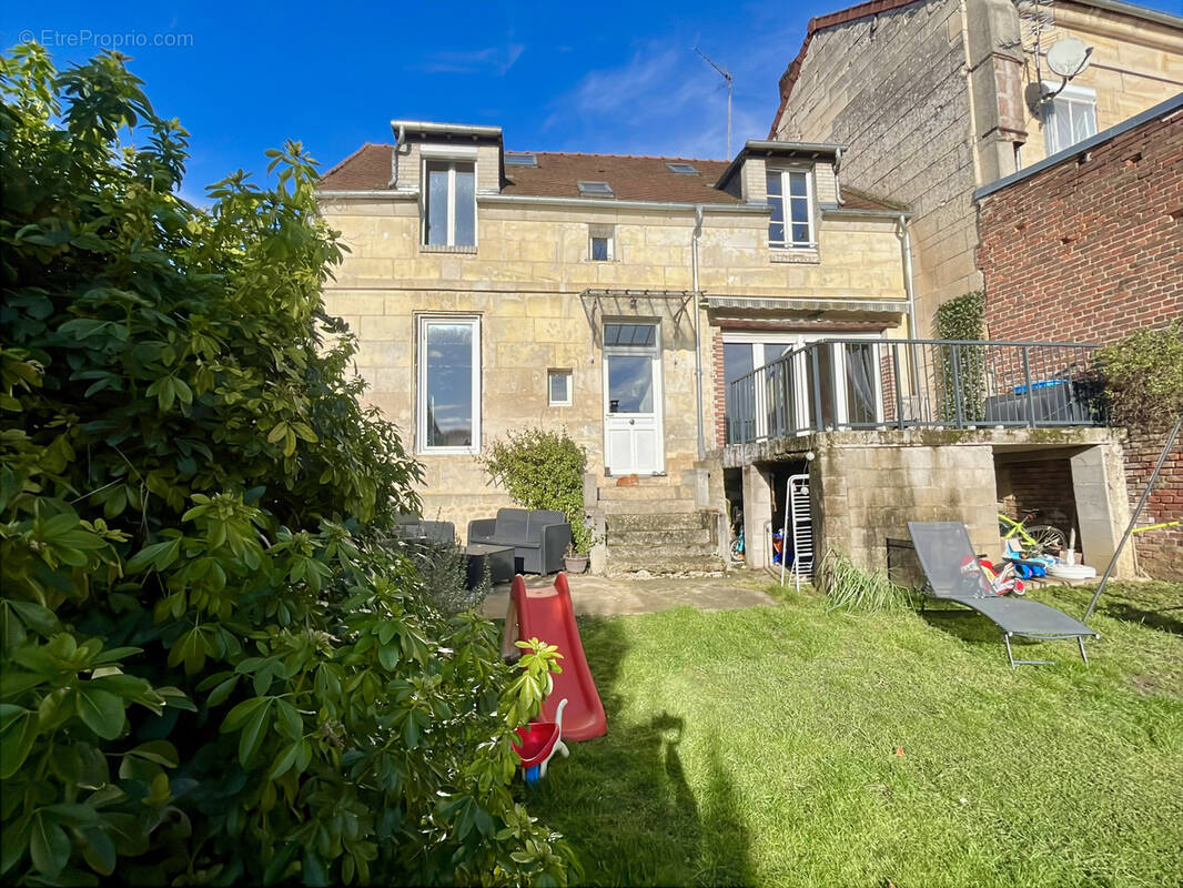 Maison à LIANCOURT