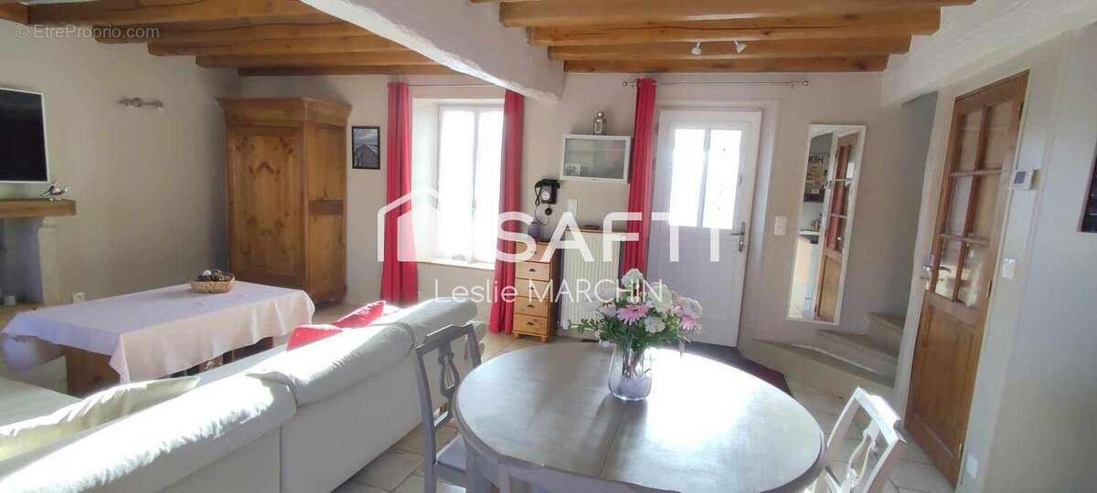 Photo 2 - Maison à SAINT-PIERRE-LES-NEMOURS