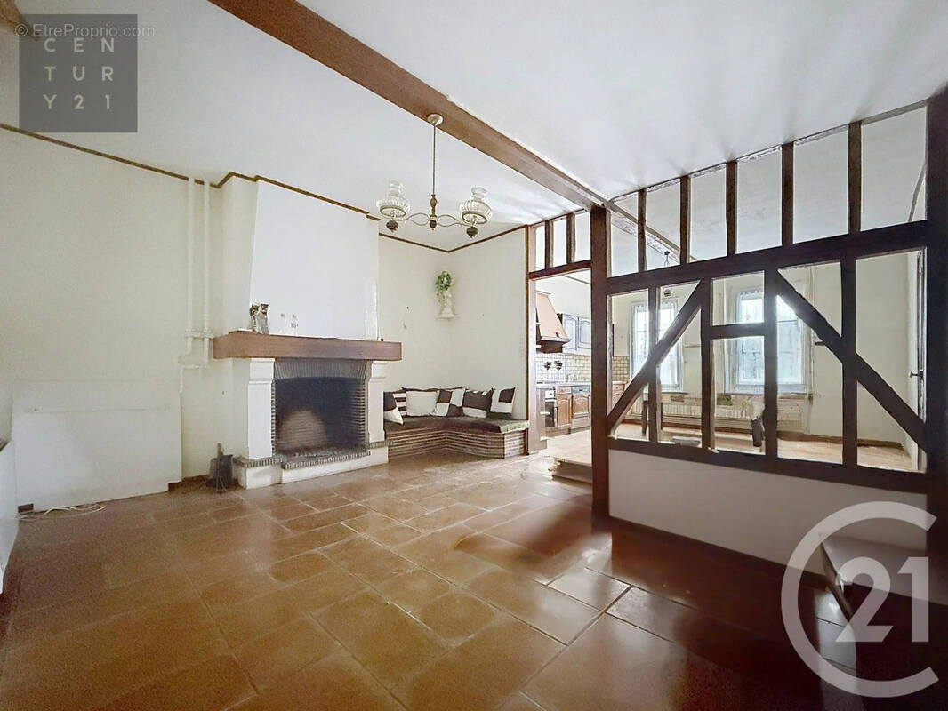 Maison à VILLECHETIF