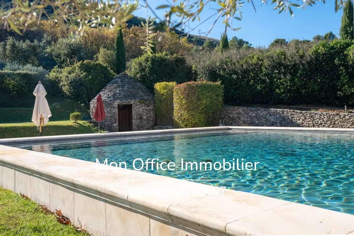 Maison à BONNIEUX