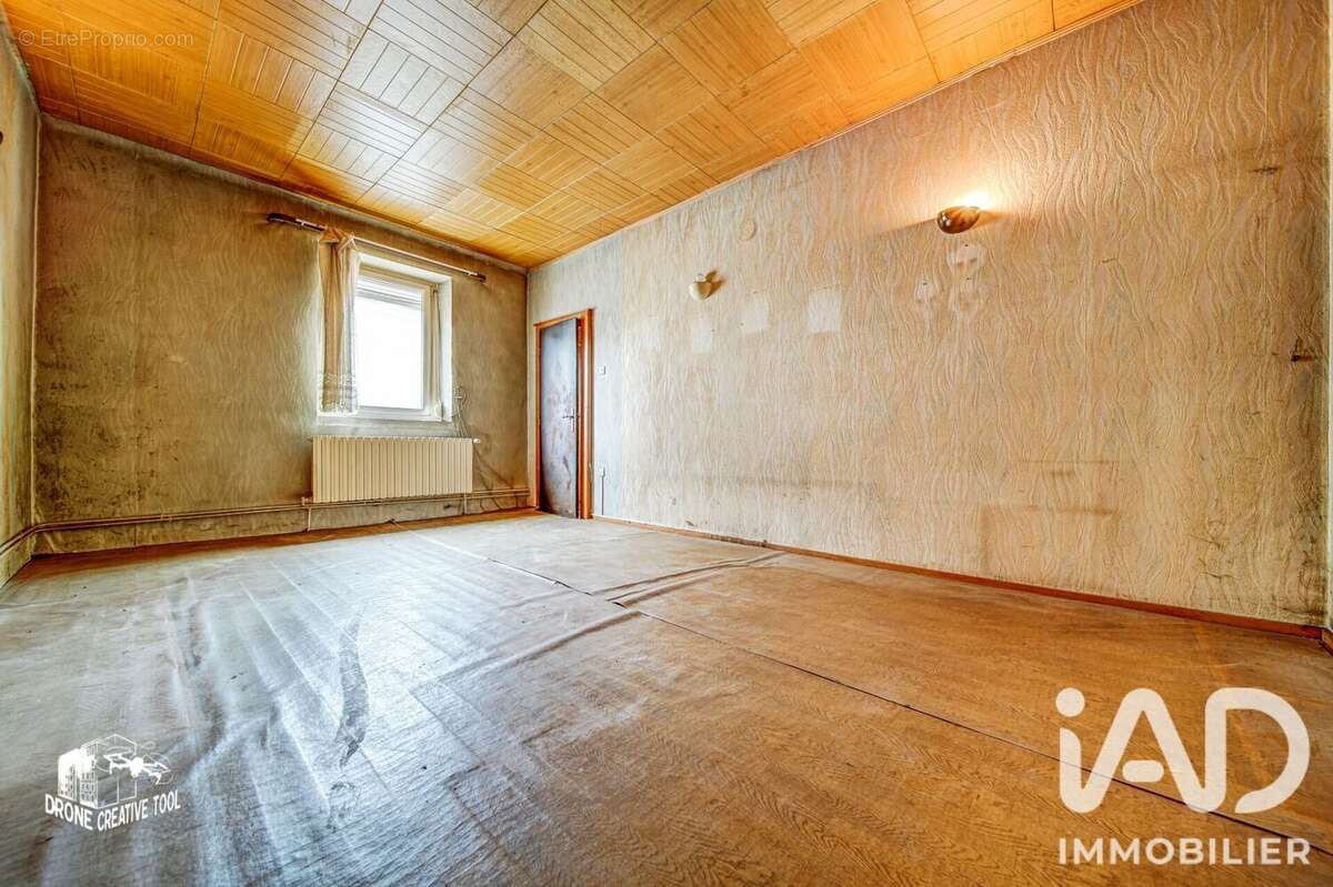 Maison 102 m² à Puttelange-Les-Thionville  - photo 9