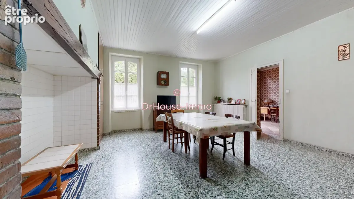 Maison 317 m² à Saint-Gauzens  - photo 4