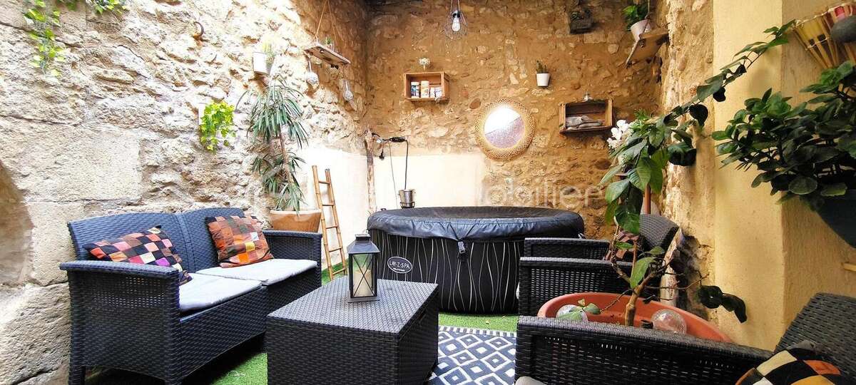 Maison à MALLEMORT