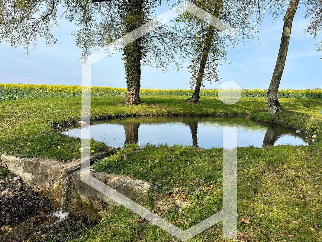 Maison à COSNE-COURS-SUR-LOIRE