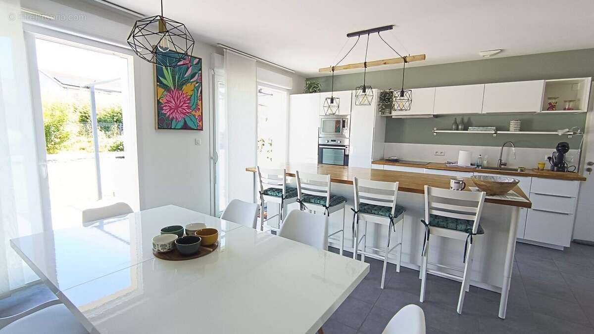 Maison 107 m² à Touillon  - photo 2