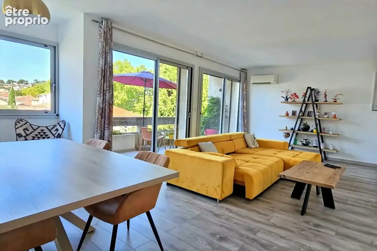 Appartement à NIMES