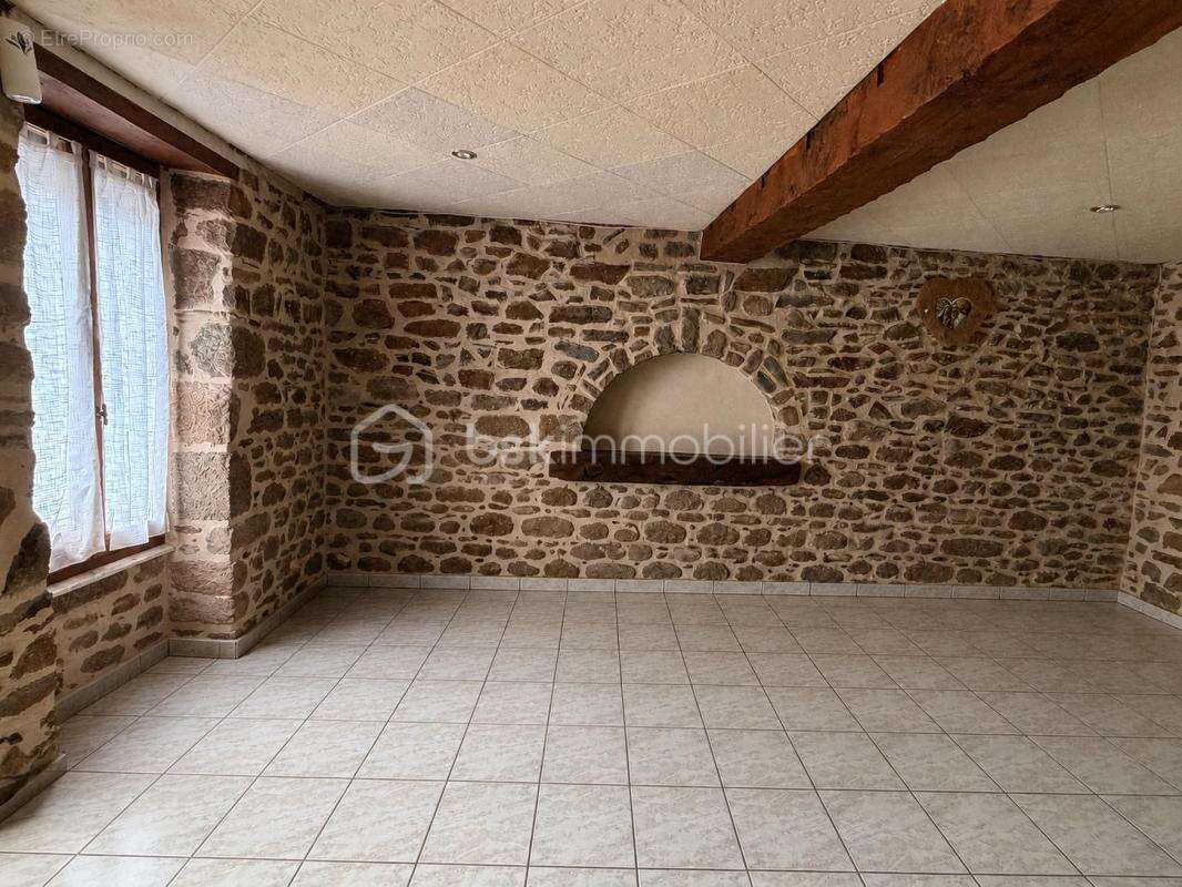 En Exclusivité, Maison de ville mitoyenne de 134m2 3 chambres - photo 4