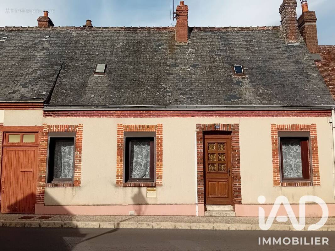 Photo 1 - Maison à ARROU