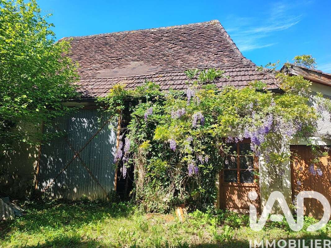 Maison 100 m² à Tremolat  - photo 7