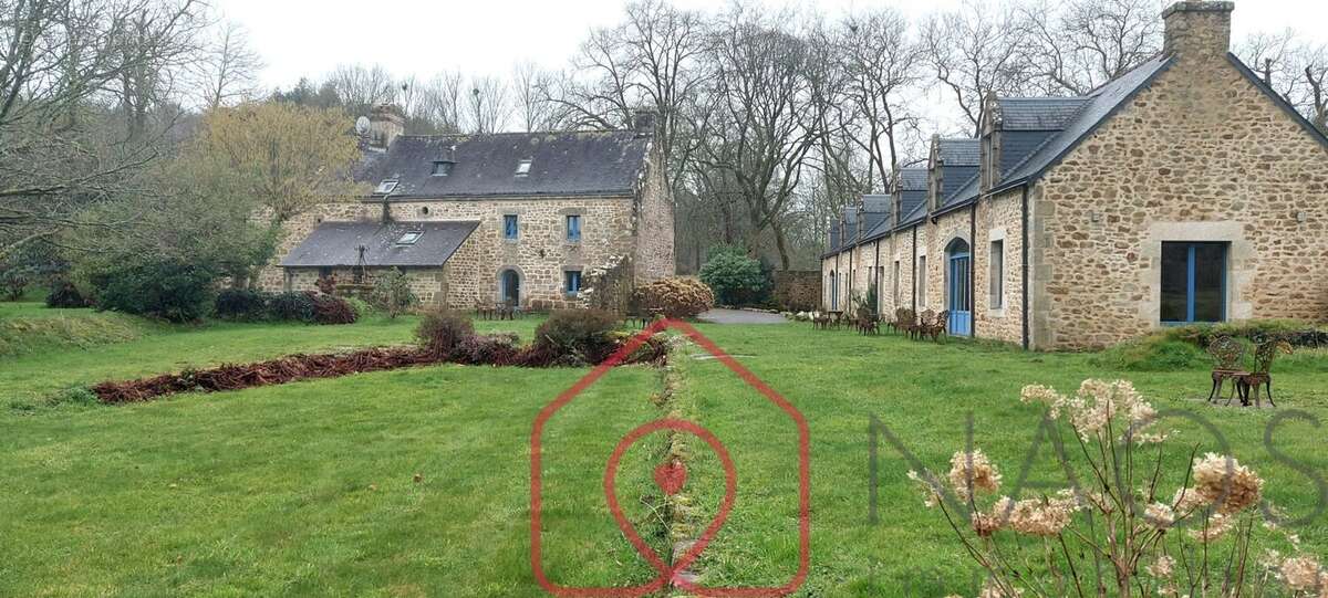 Maison à ERGUE-GABERIC