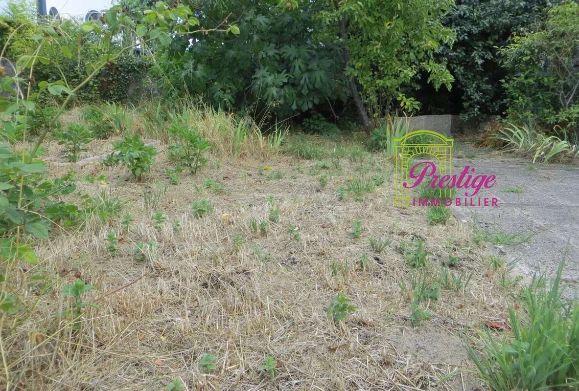 Maison à SARTROUVILLE