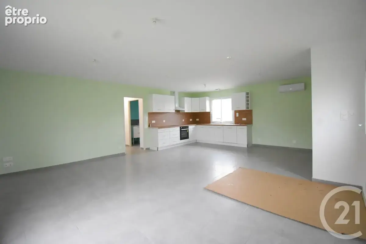 Maison 9 pièces 272 m² à vendre à Vendat (03110) - photo 11