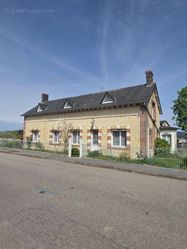 Maison de bourg de 190m2 avec terrain et Garage - photo 24