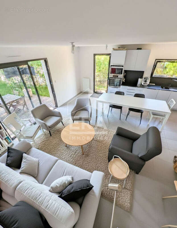 Appartement à DARDILLY