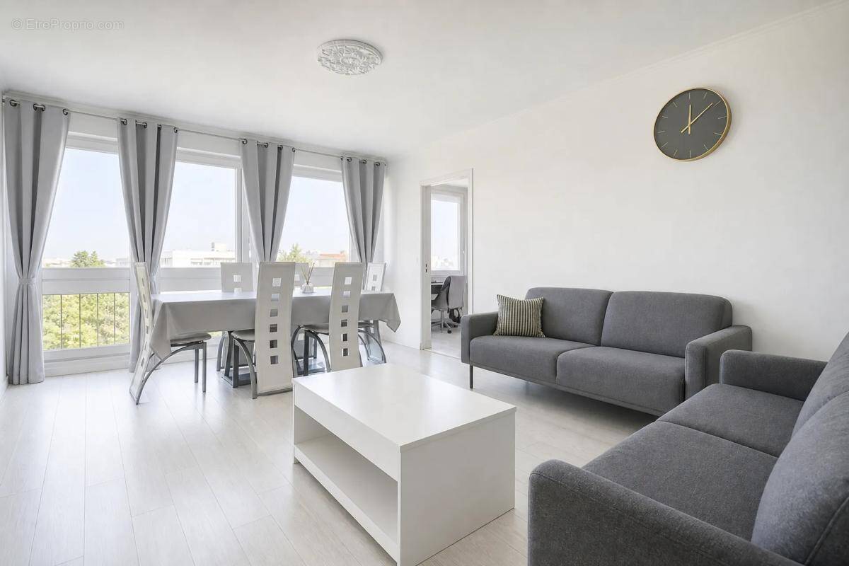 Appartement à RIS-ORANGIS