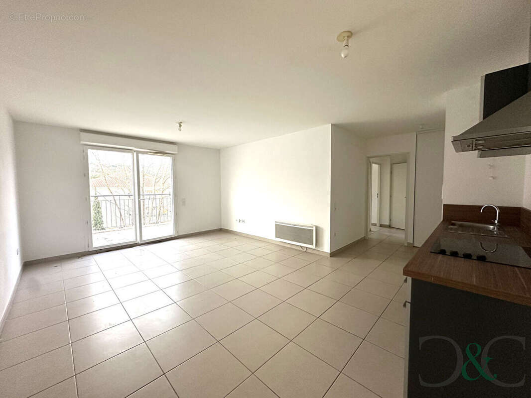 Appartement à BORMES-LES-MIMOSAS