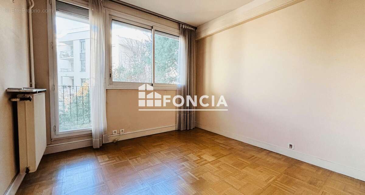 Appartement à PARIS-12E