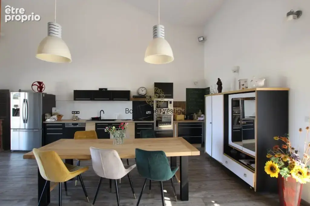 A 15 km a l'est de tournus, belle longere du xixe siecle avec piscine et dependances terrain 2912 m² - photo 9