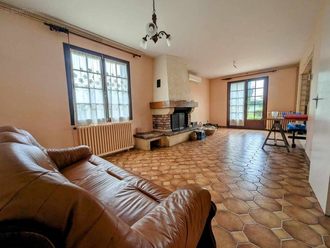 Salon/Séjour - Maison à FONTET