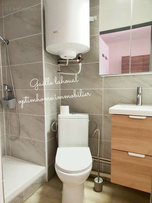 Appartement à LAMALOU-LES-BAINS