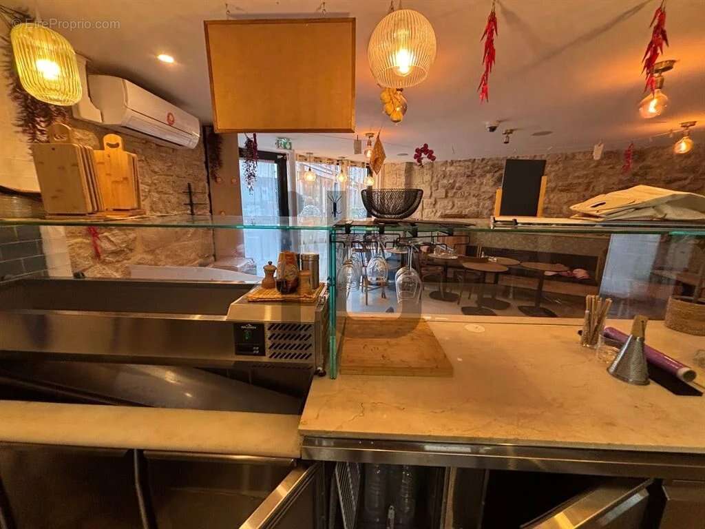 Commerce à PARIS-11E