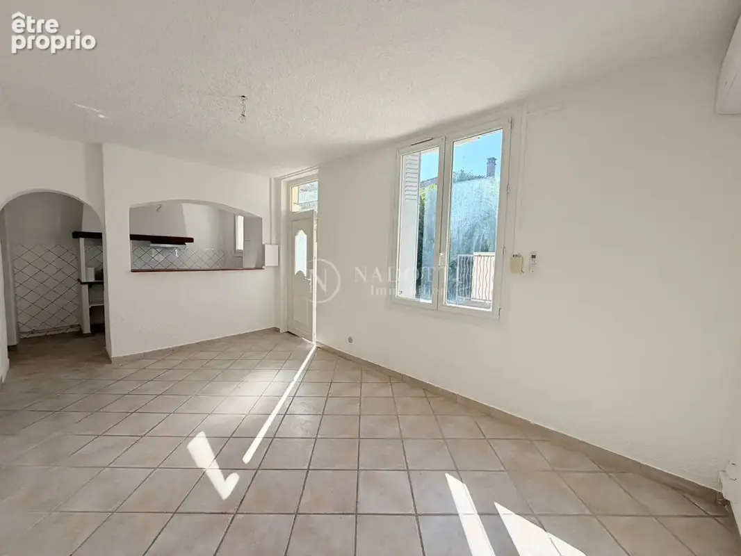 À vendre Maison de plain-pied proche du centre-ville. - photo 2
