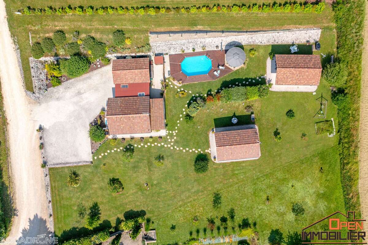 Appartement à DAUSSE