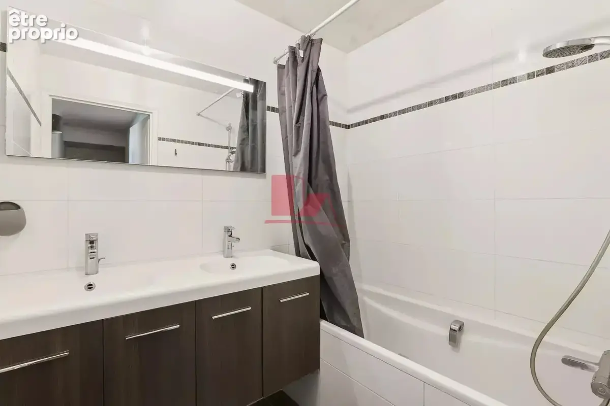 Vanves parc pic - duplex 4 pieces de 94 m² - jardin de 46 m² - parking - photo 13
