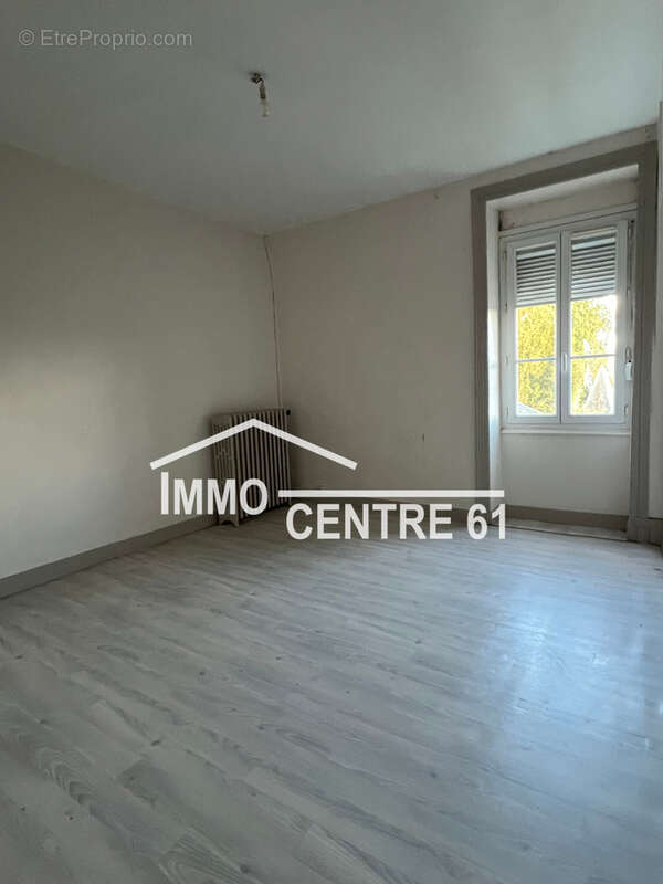 Maison à LA FERTE-MACE