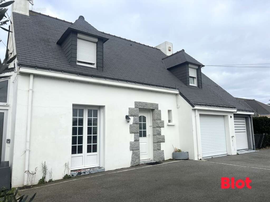 Maison à LE POULIGUEN