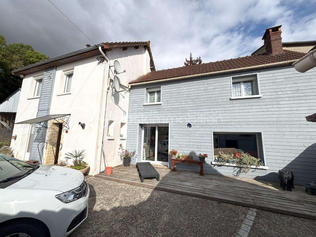 Maison à BOUTTENCOURT