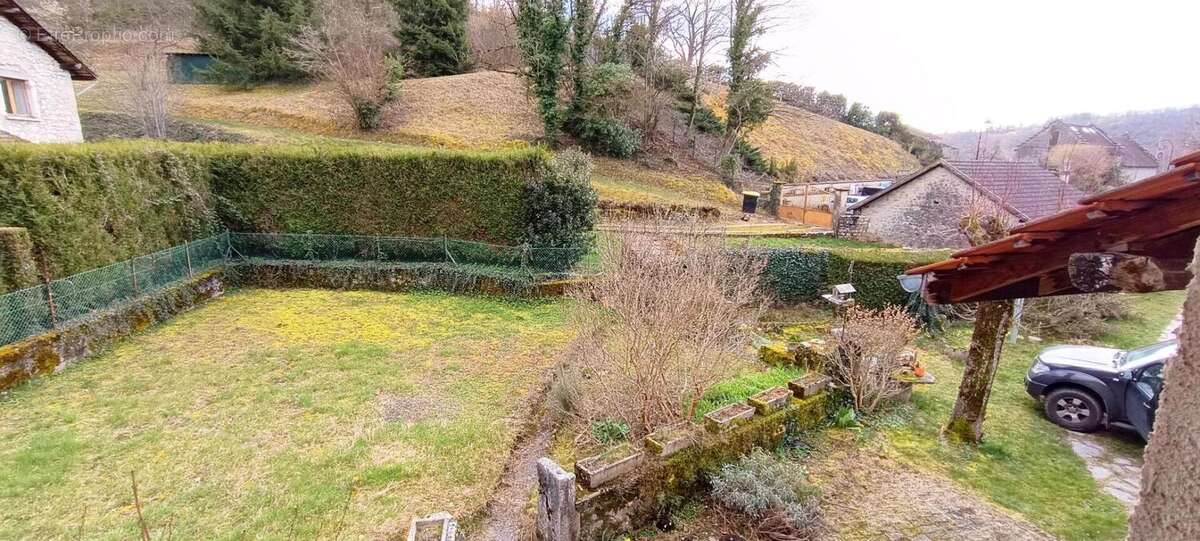 Maison de campagne avec dépendances ? Marchamp (01680) - photo 7