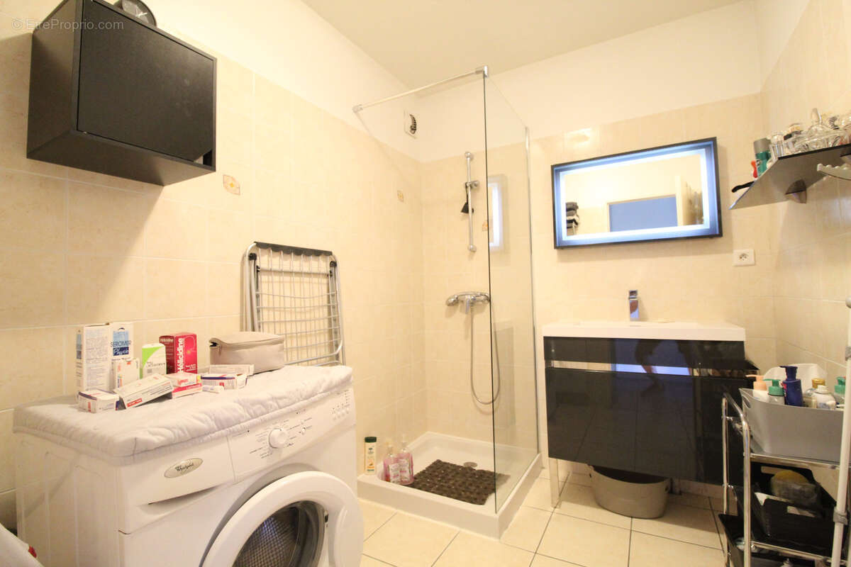 Appartement à LUC-LA-PRIMAUBE