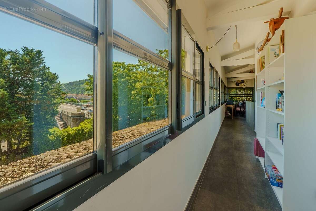 Appartement 92 m² à Tain-L'hermitage  - photo 6