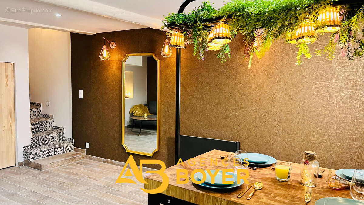 Appartement à SIGNES