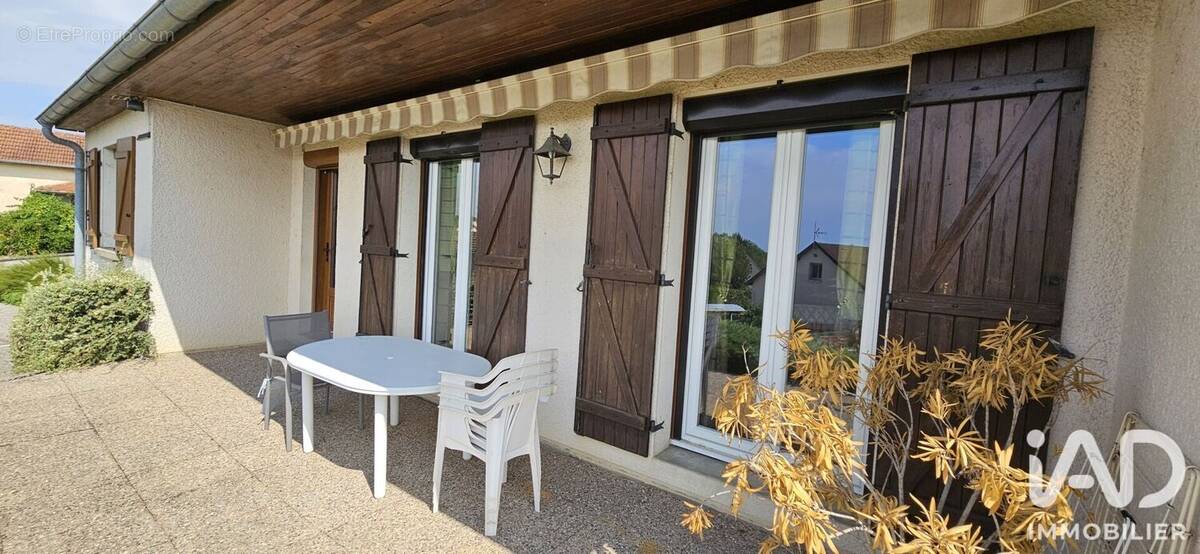 Photo 1 - Maison à ARC-LES-GRAY