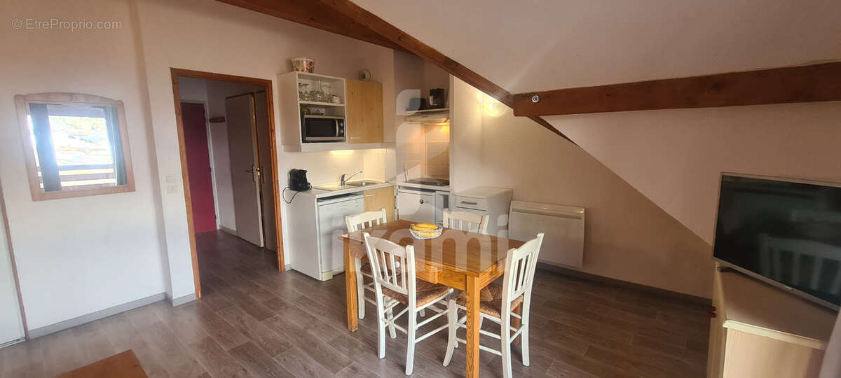 Appartement à SAINT-FRANCOIS-LONGCHAMP