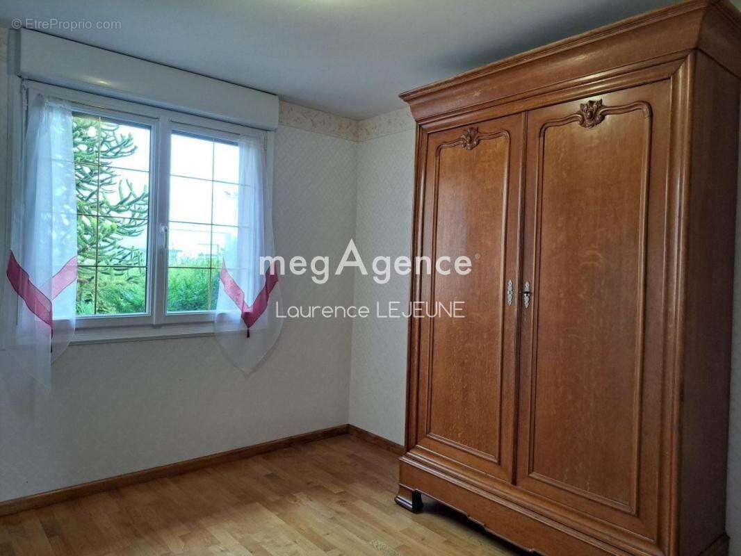 MAISON 128m² 4 ch. SOUS-SOL 80m² terrain 1538m² avec garage - photo 8