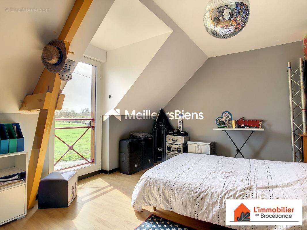 Maison à PLELAN-LE-GRAND