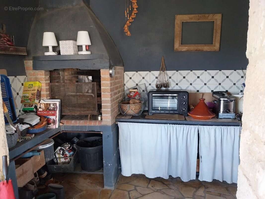 Maison à CAHUZAC-SUR-VERE