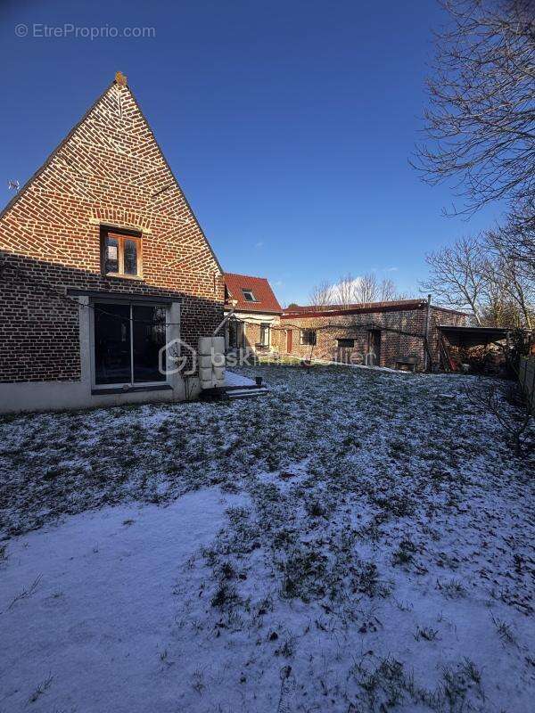 Maison à WAMBRECHIES