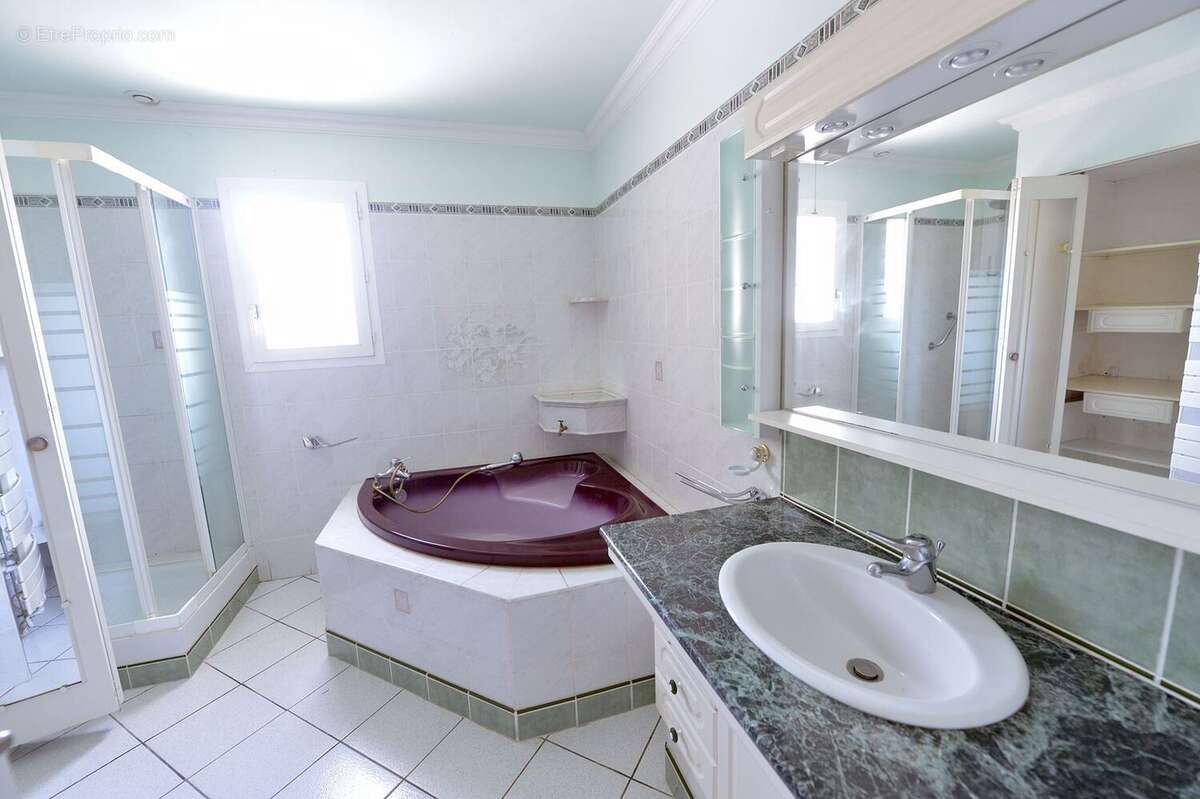 Maison à SAINT-SULPICE-DE-ROYAN