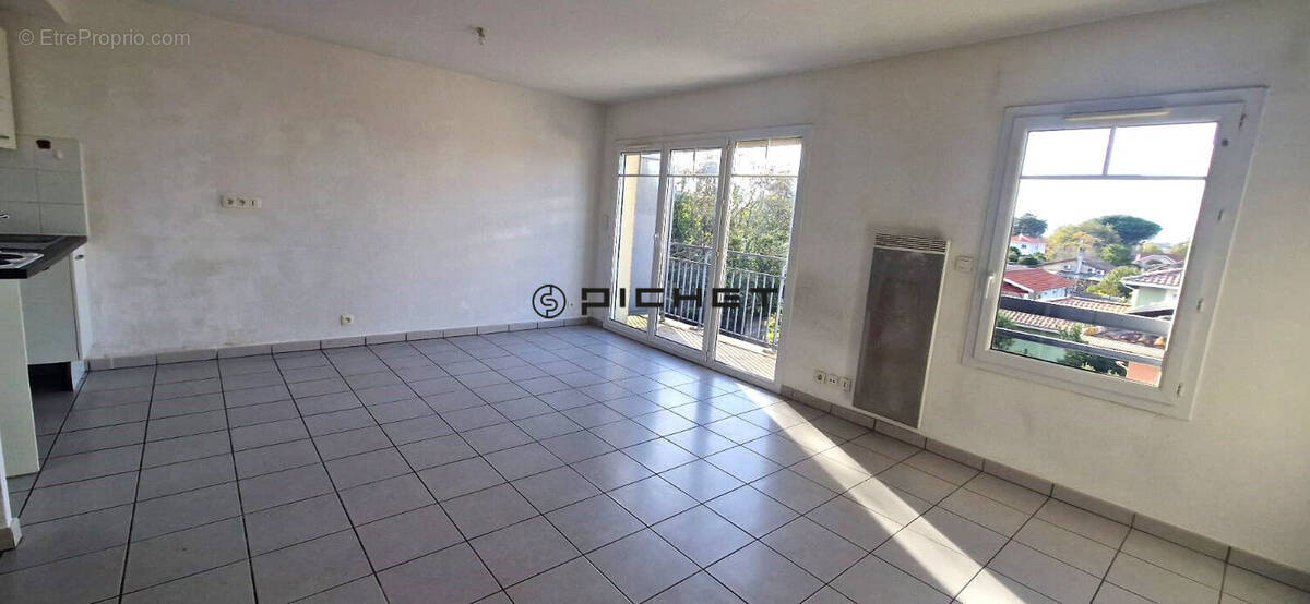 Appartement à GUJAN-MESTRAS