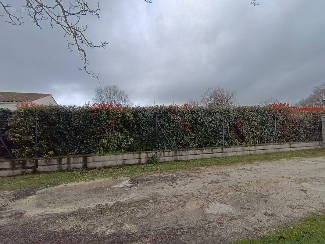 Terrain à LA ROCHELLE