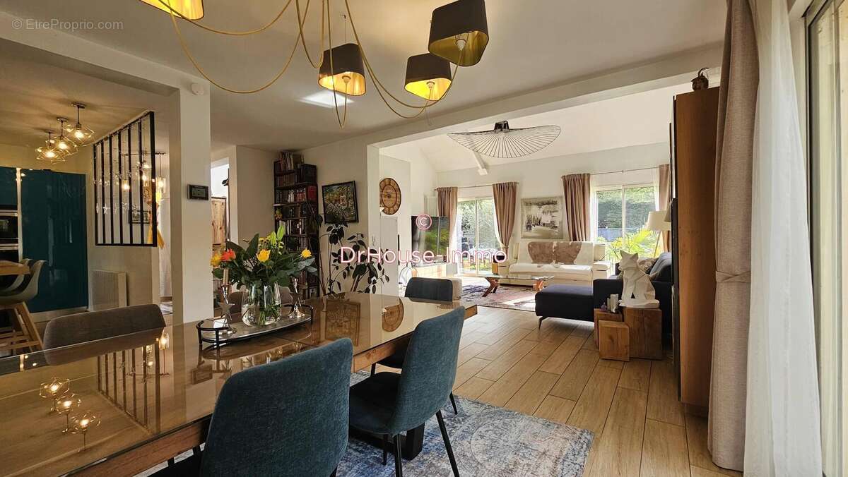 Maison à LES ALLUETS-LE-ROI