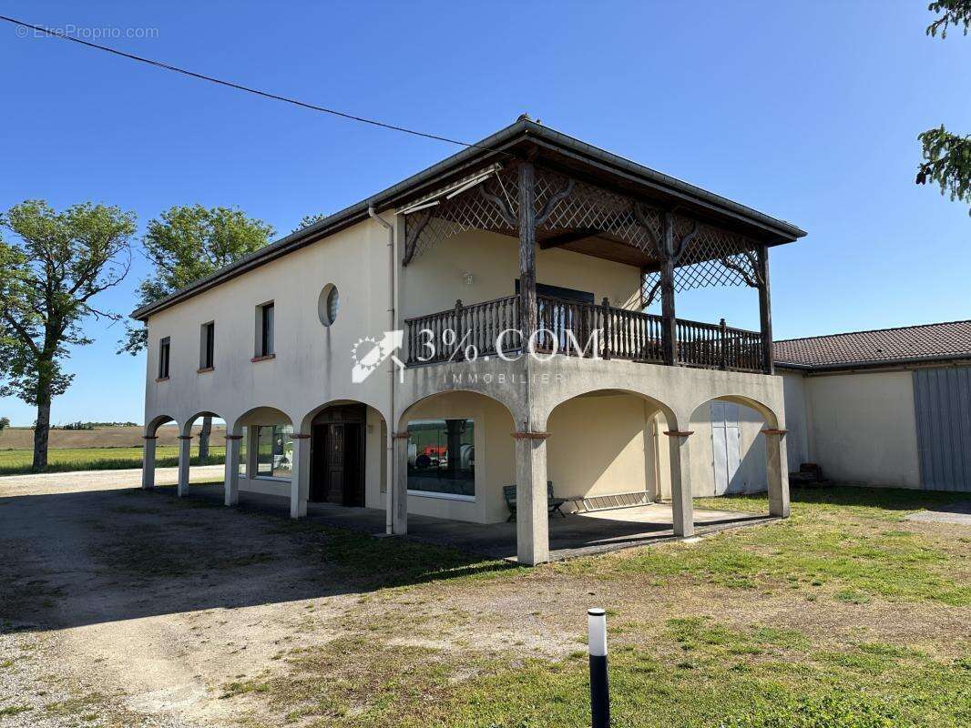 Maison à DOMBASLE-EN-XAINTOIS