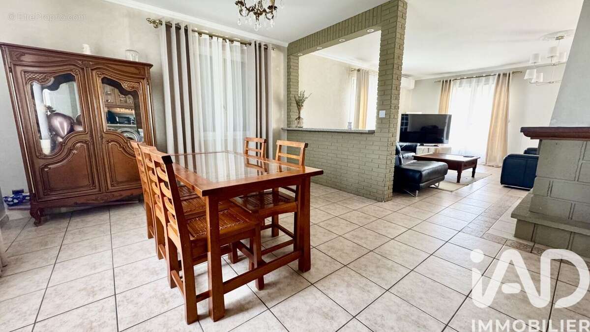 Photo 9 - Maison à LIMONEST